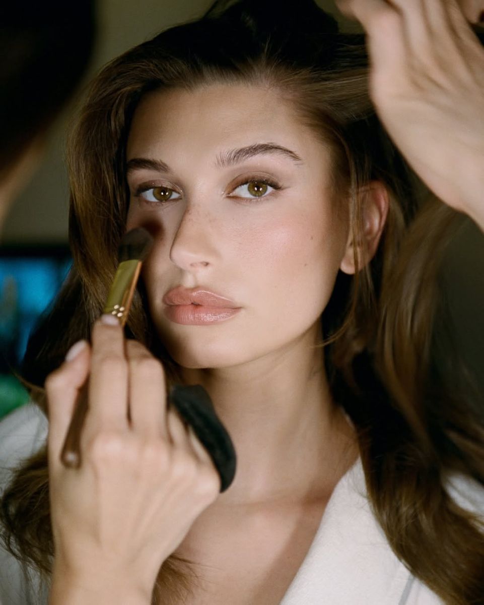 Fue en 2022 cuando Hailey Bieber lanzó su marca de cosméticos Rhode.