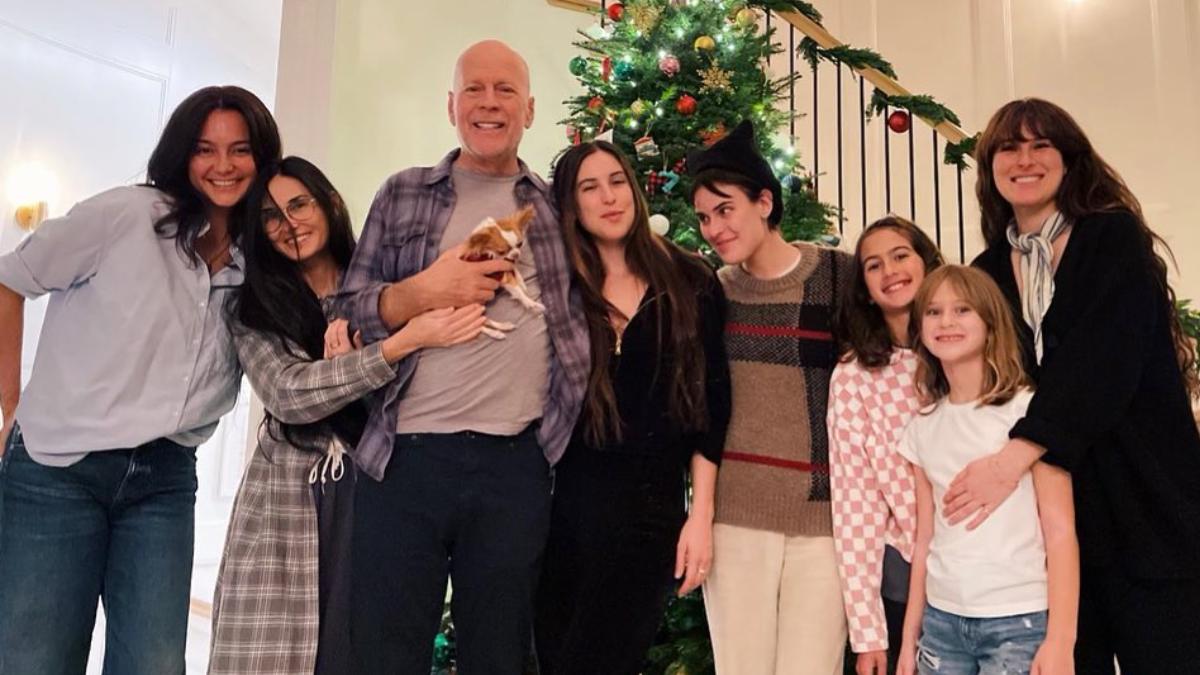 Tras su enfermedad, Bruce Willis se ha rodeado de su familia, su esposa, hijas y su exmujer.
