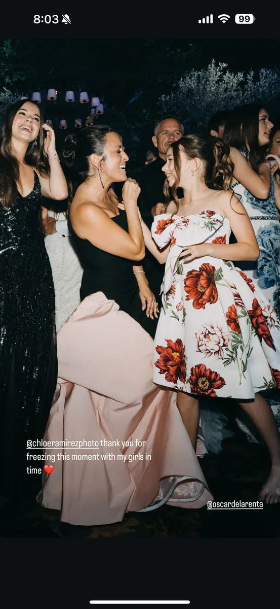 Elena Blair y su hija en la boda de Lauren Sánchez.