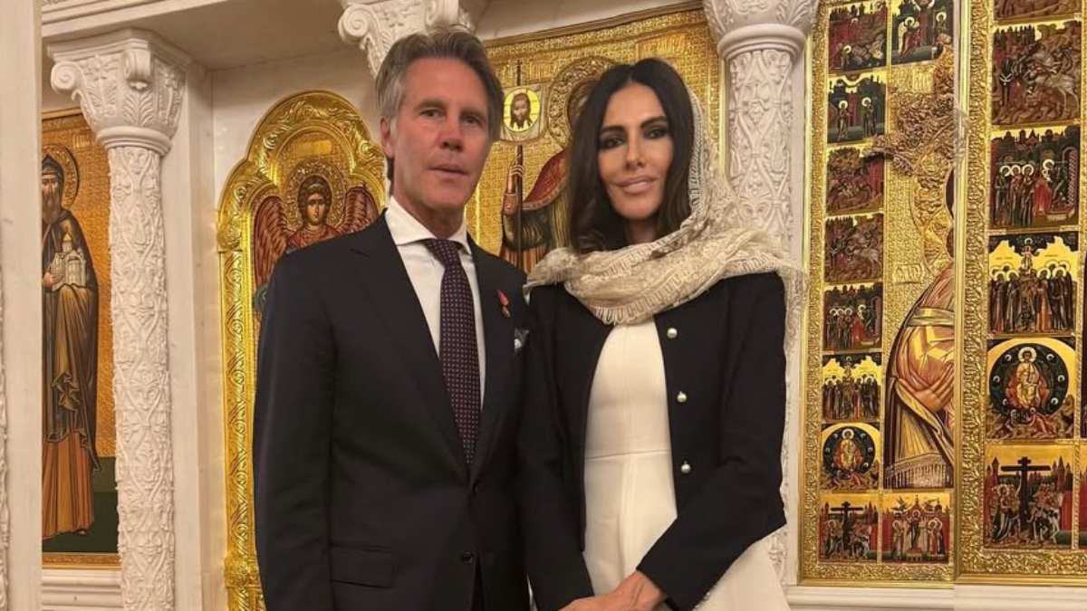 Adriana Abascal hace su debut real en Rusia junto a su novio Manuel Filiberto de Saboya