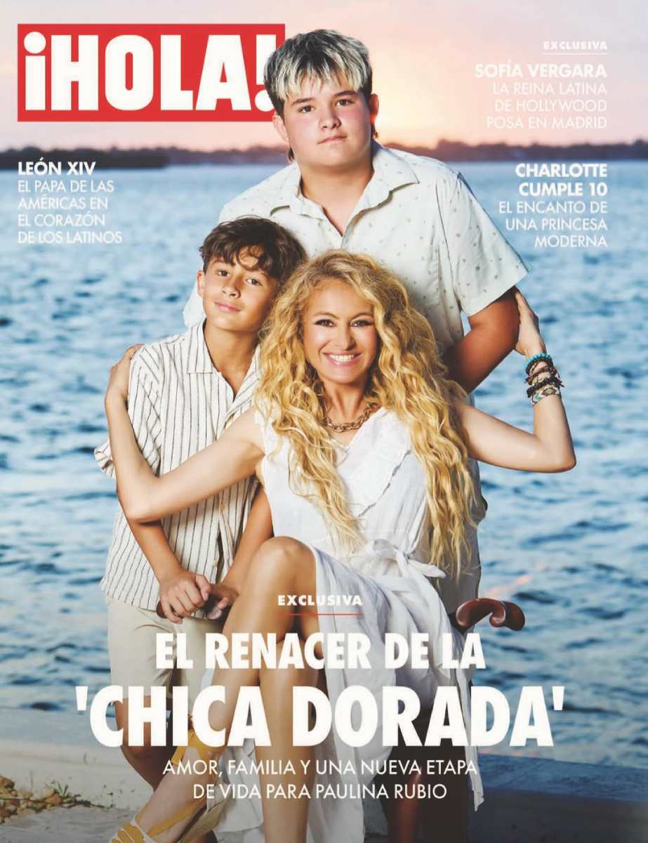 En mayo de 2025, Paulina Rubio posó con sus dos hijos, Eros y Andrea Nicolás, para la portada de la revista ¡Hola!