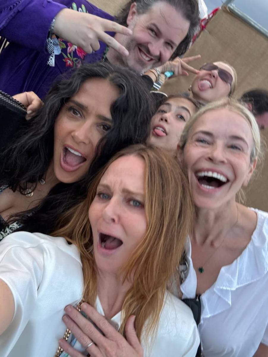 Salma Hayek pasó un fin de semana con su hija Valentina Paloma en el famoso Festival de Glastonbury.