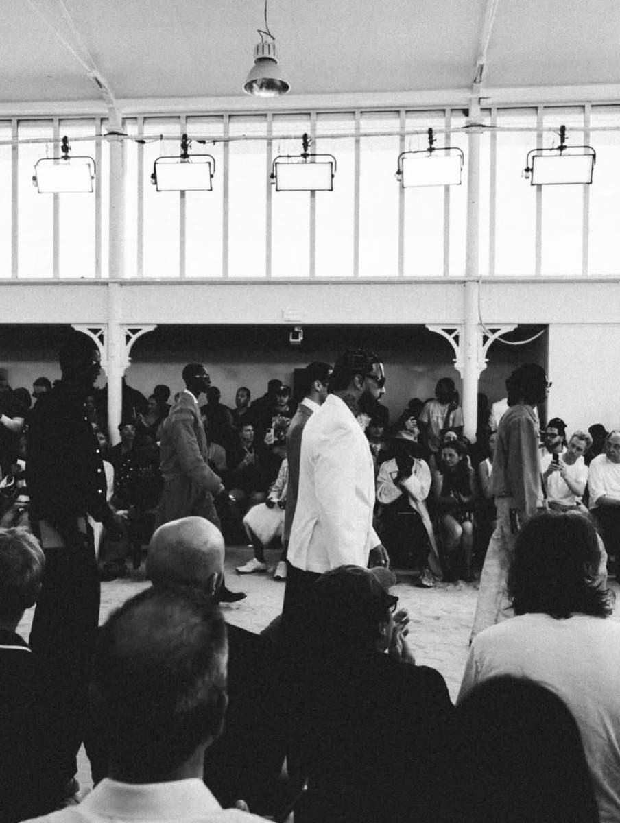 French Montana desfiló en la pasada edición de la Semana de la Moda de París.