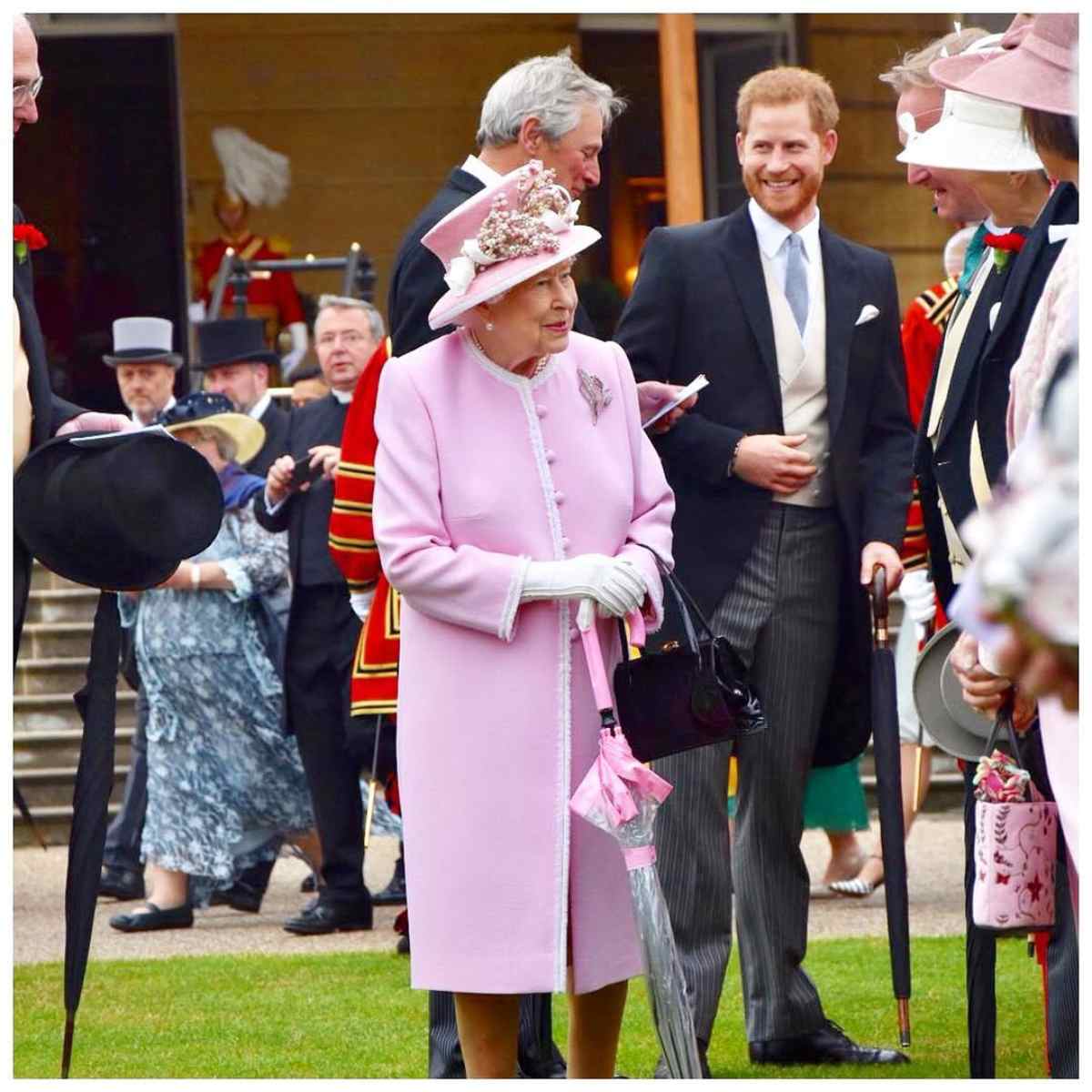 En el marco del tercer aniversario luctuoso de la reina Isabel II, se prevé que Harry se encuentre con su papá.