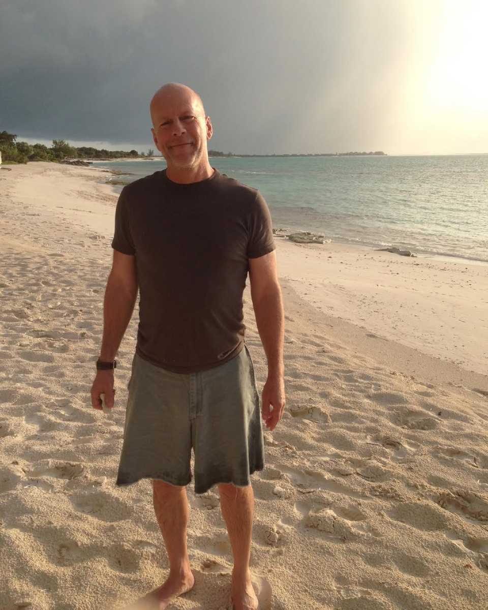 Bruce Willis fue diagnosticado con demencia frontotemporal en marzo del 2022.