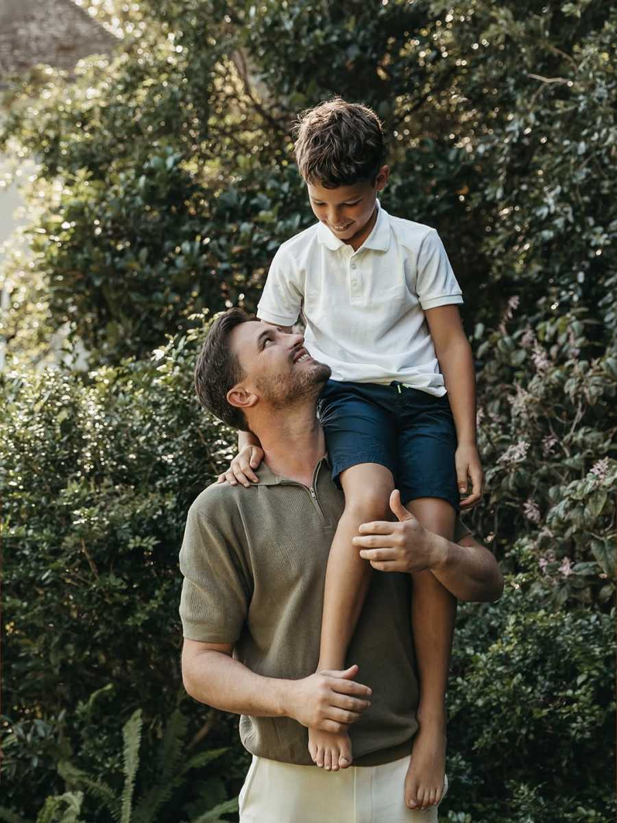 Channing Millerd tiene un hijo llamado Nate, a quien tuvo de una relación anterior.
