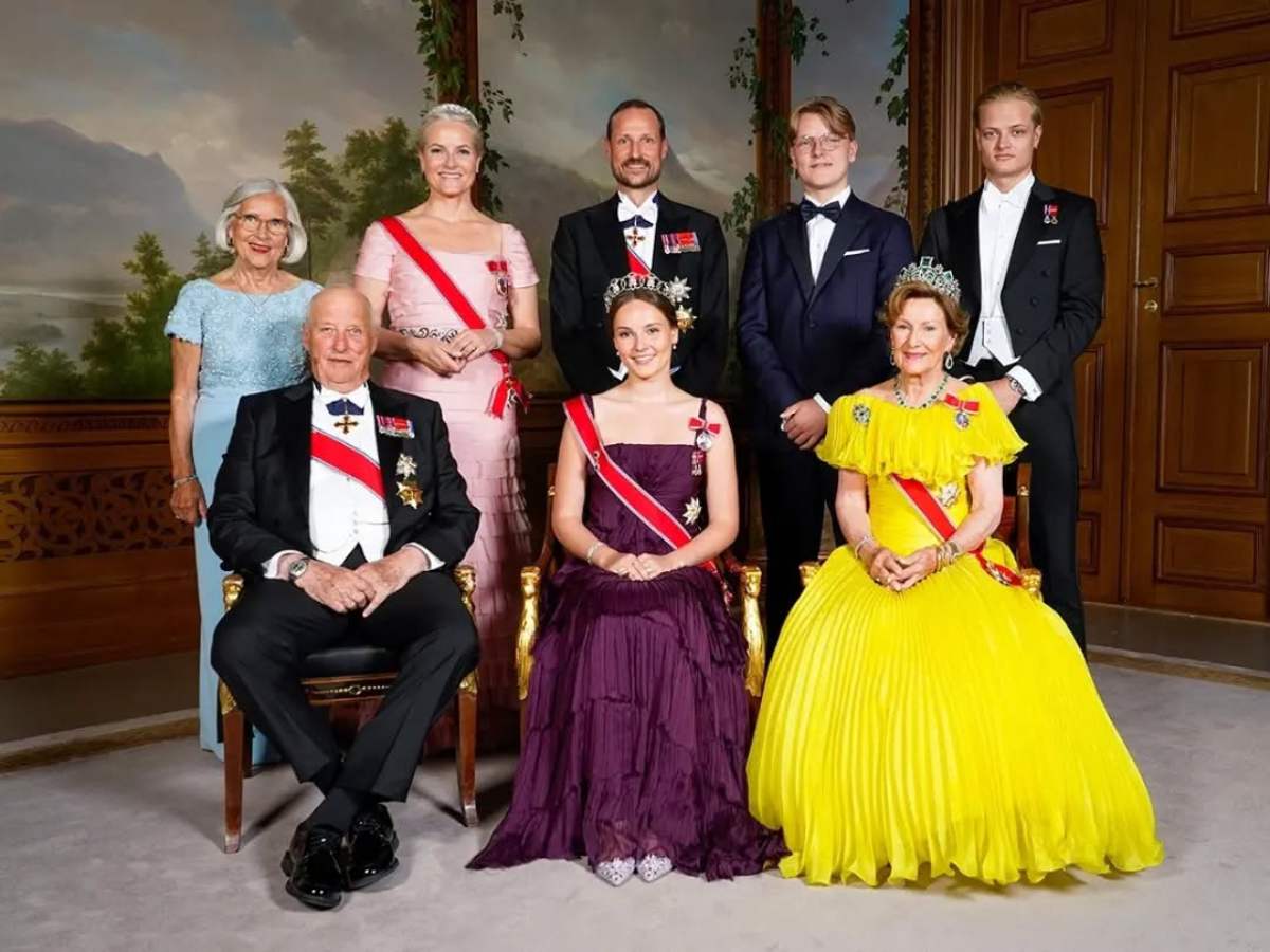 Borg fue acogido en el seno de la familia real y apareció en algunos de sus actos como tal.