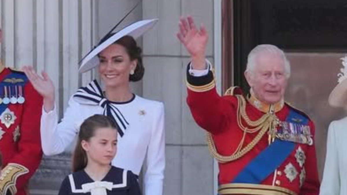 El rey Carlos y Kate Middleton unen fuerzas: este sería su plan para poner fin a la disputa entre los príncipes William y Harry El rey Carlos y Kate Middleton unen fuerzas: este sería su plan para poner fin a la disputa entre los príncipes William y Harry
