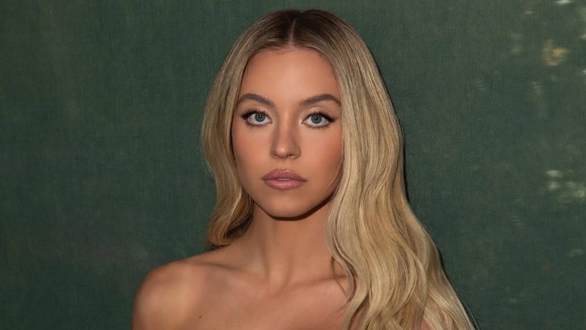 Sydney Sweeney defiende su jabón elaborado con agua de su propio baño y enfrenta las críticas de su campaña publicitaria