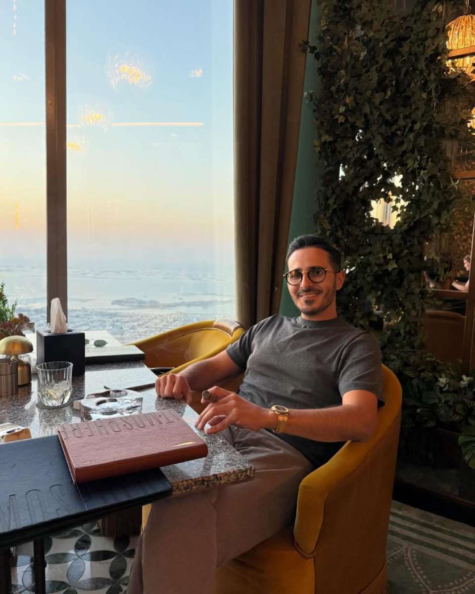 Un abogado de Simon Leviev, el ‘Estafador de Tinder’, reveló desconocer las causas que provocaron la detención de su cliente.