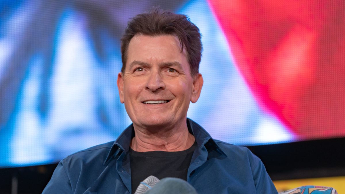 Más allá de los escándalos, el documental de Charlie Sheen refleja una historia de sobrevivencia
