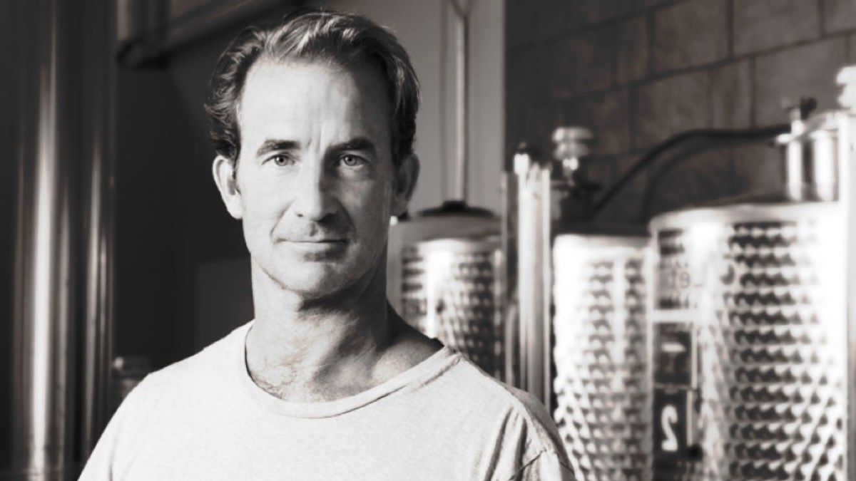 Andrew, de 61 años, es director de Privateer Rum, una prestigiosa compañía de ron con sede en Massachusetts, cuyos propietarios son la familia Cabot.