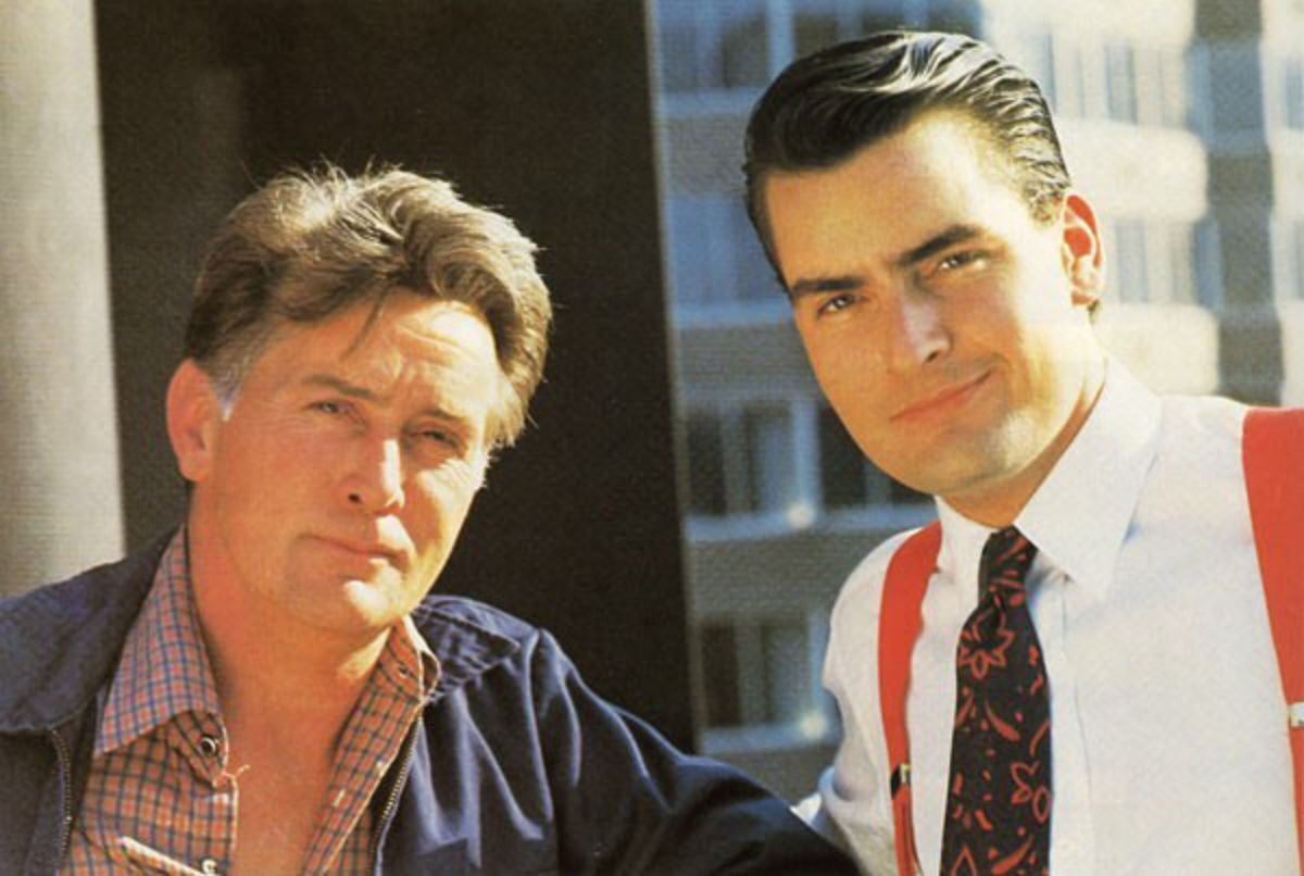 El actor Martin Sheen con su hijo Charlie Sheen. 