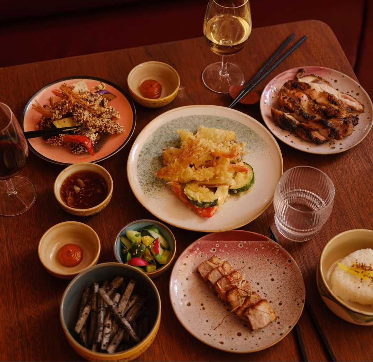 Kimono presenta una interesante interpretación de comida japonesa contemporánea.