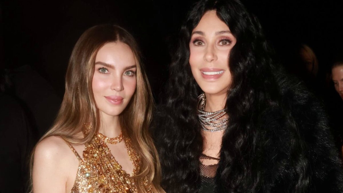 La razón del reencuentro de Belinda y Cher en Los Ángeles a un año de grabar juntas un tema navideño