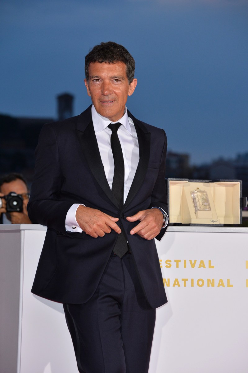 Antonio Banderas fungió como padrino en la boda de su hija Stella. 