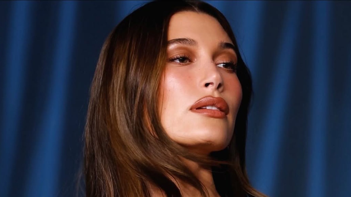 Hailey Bieber se sinceró sobre sus procedimientos estéticos y dermatológicos favoritos. 