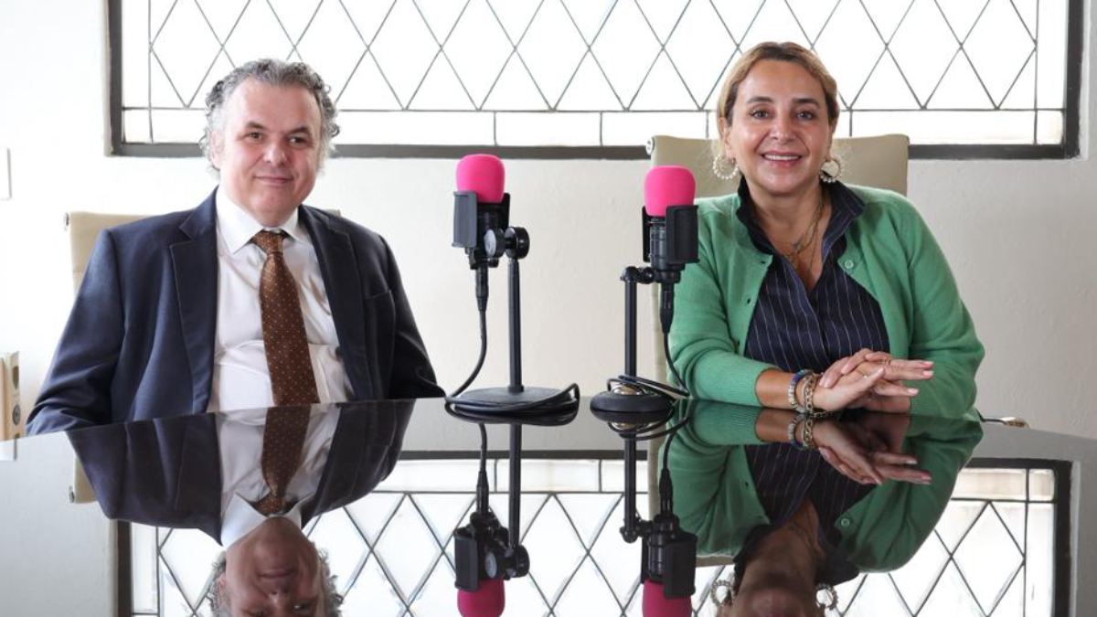 Jorge Larrea Espinosa y Luisa Serna.
