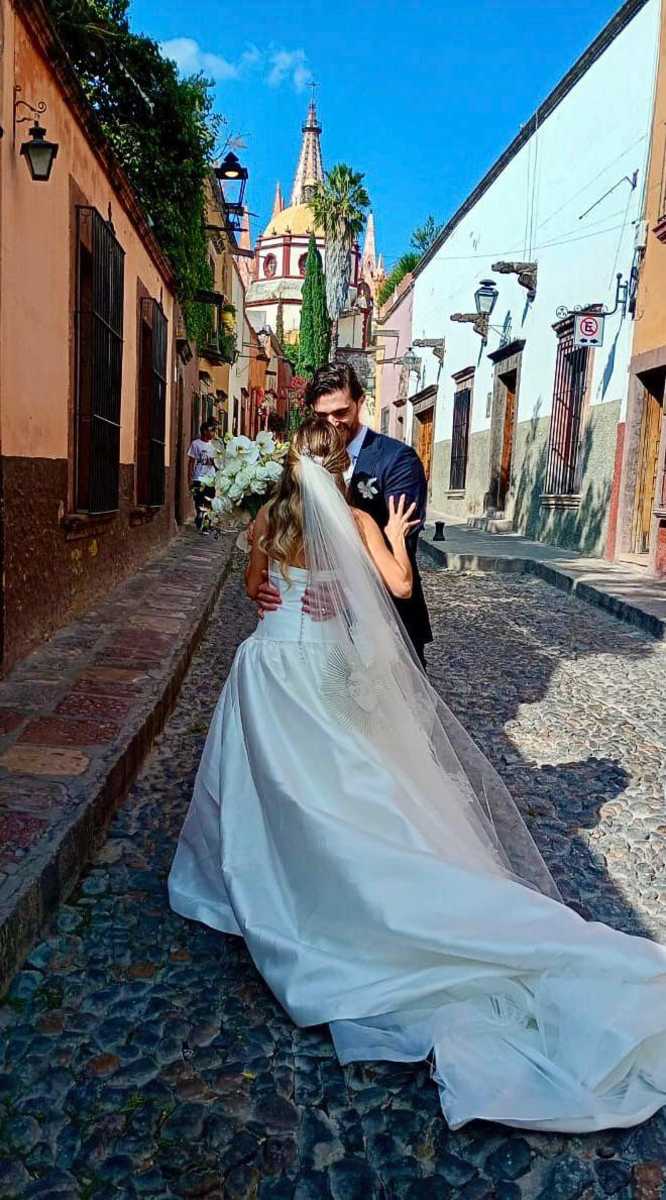 Aspectos de la boda de Antonio Mauri y Andrea Baumgartner.  