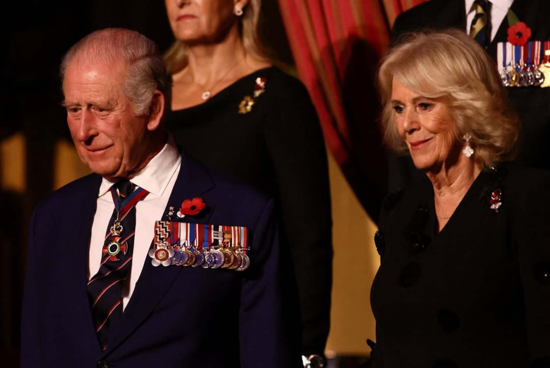El rey Carlos III y Camila encabezaron el concierto por el día del Recuerdo.