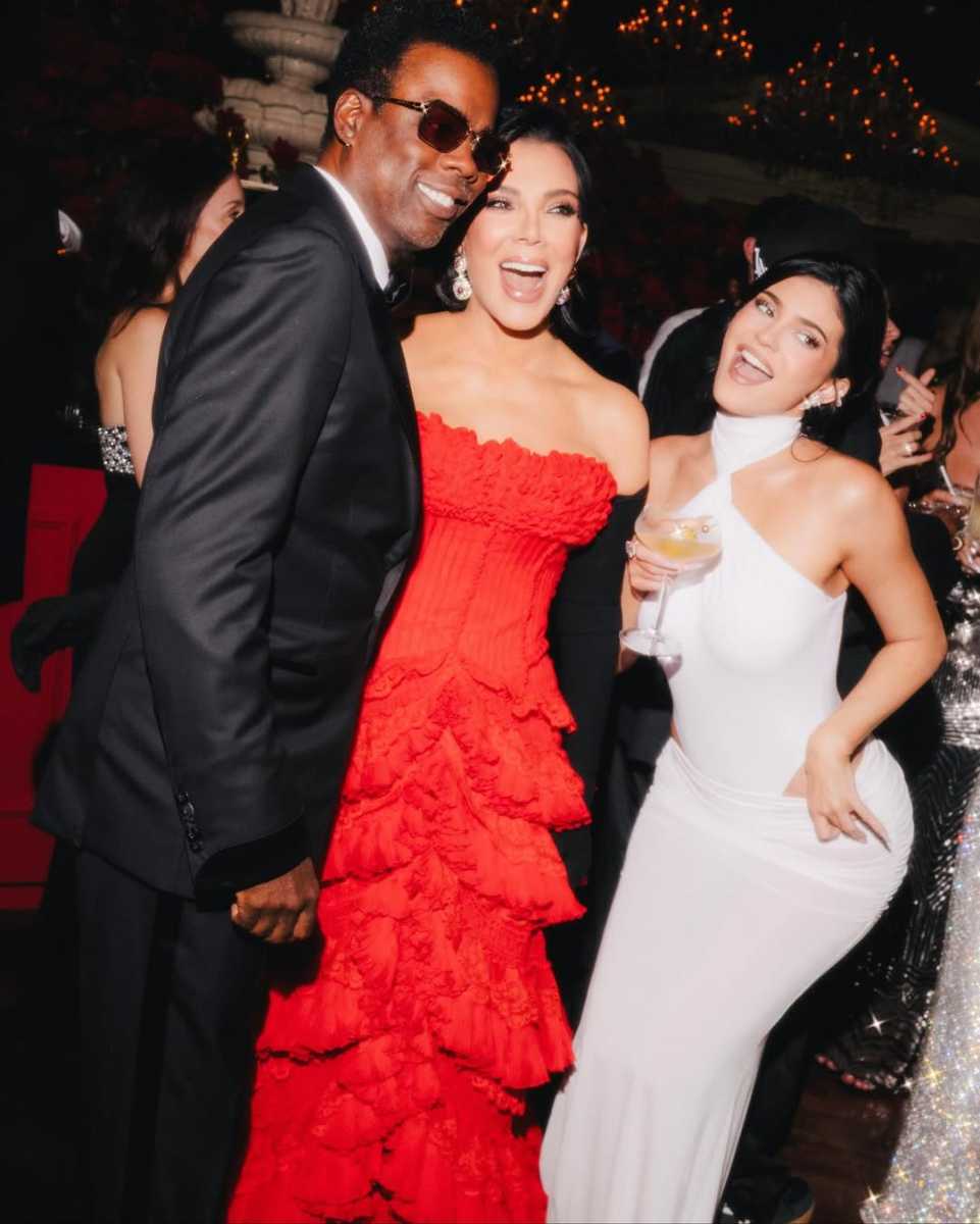 Chris Rock, Kris y Kylie Jenner.
