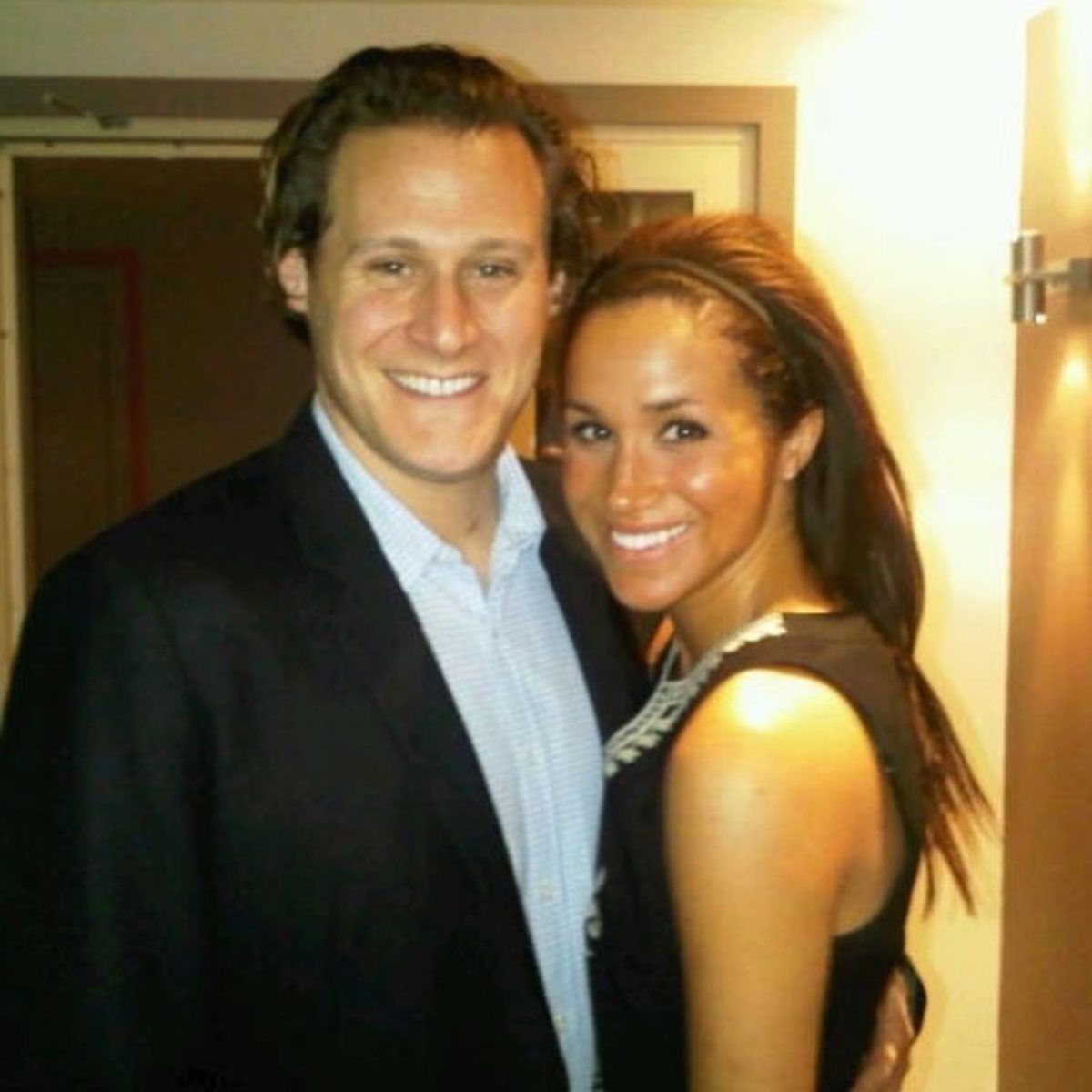 Meghan Markle y su primer esposo, el productor Trevor Engelson.