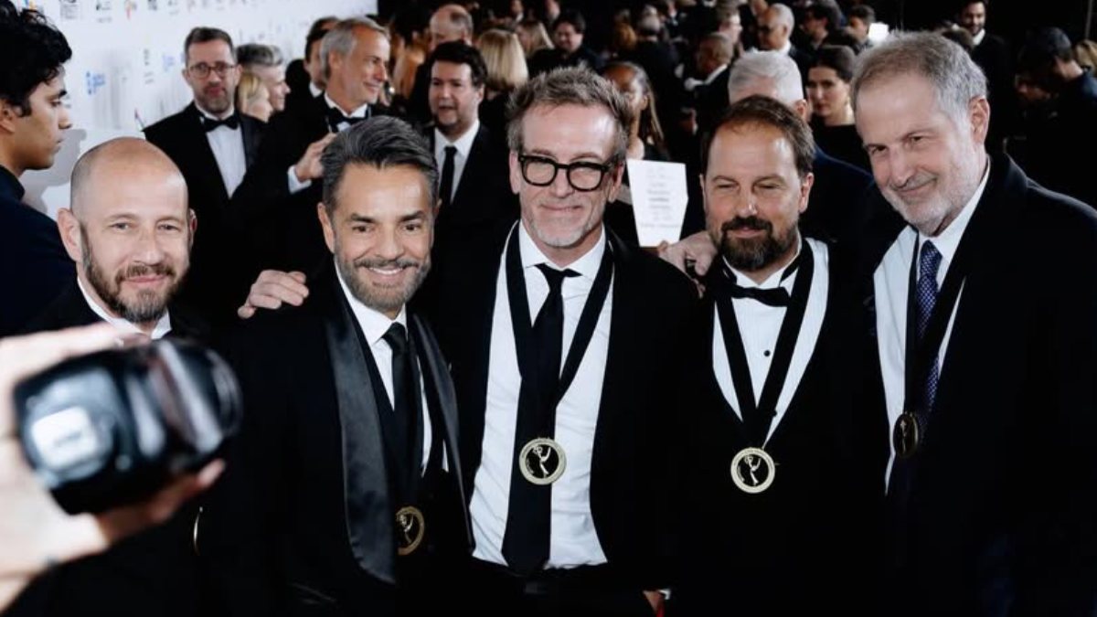 Con la frente en alto: Anahí, Carlos Rivera, Eugenio Derbez y más mexicanos destacan en los Premios Emmy Internacionales 2025