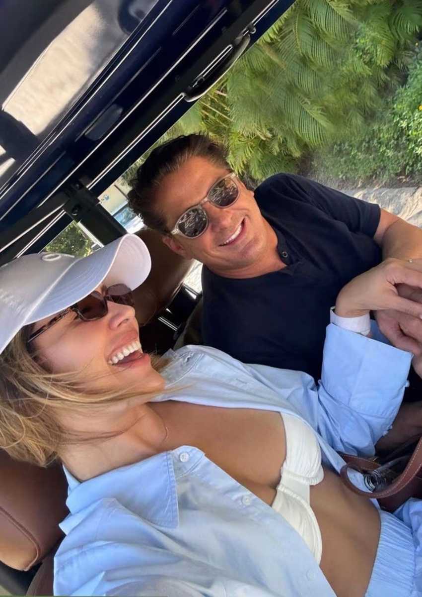 Michelle Salas le organizó a su esposo Danilo Díaz Granados un partido de golf por su cumpleaños en el que estuvo su tío Alejandro Basteri. 