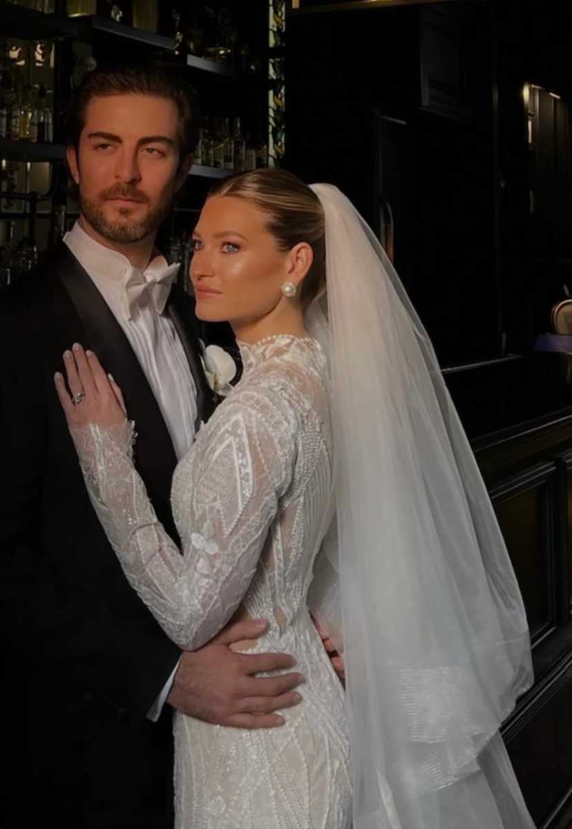 Los recién casados.