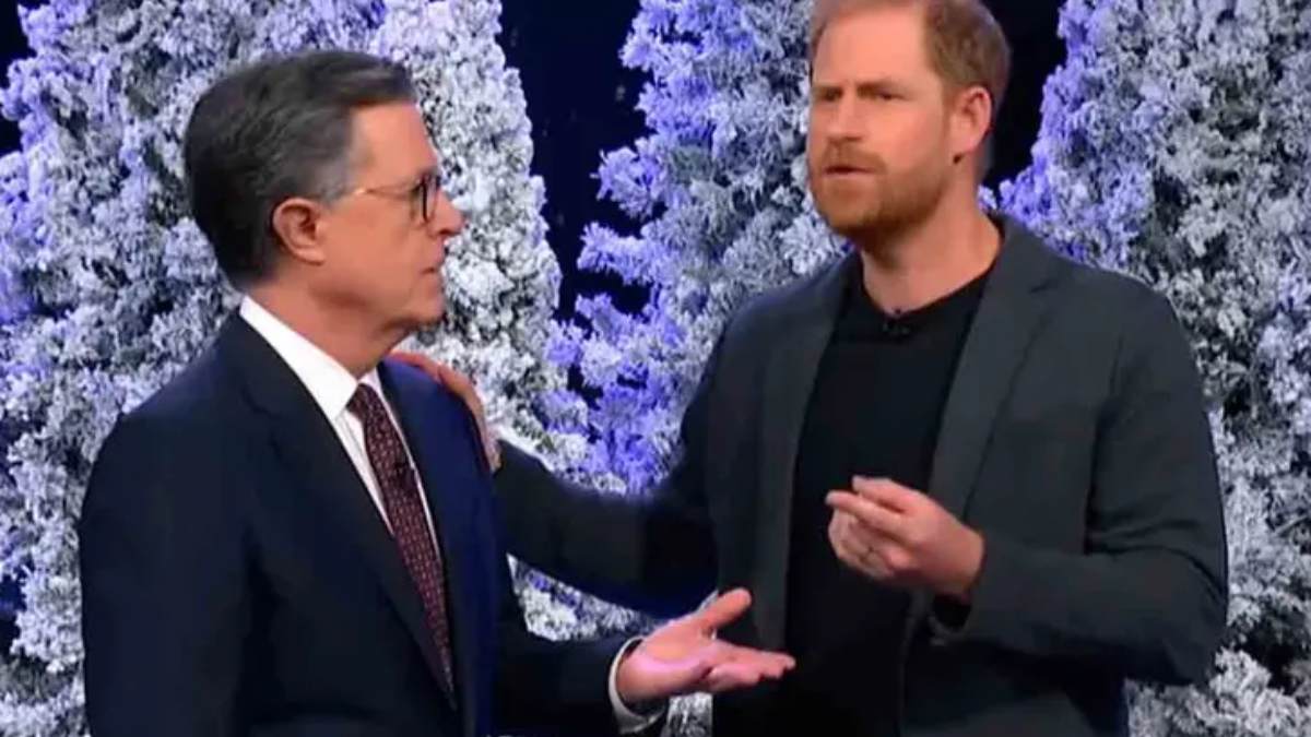 ¿De pena ajena? Así fue la criticada aparición del príncipe Harry en el show de Stephen Colbert con su broma sobre Trump