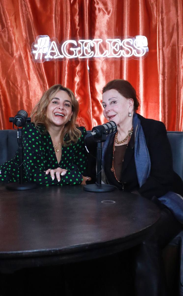 Luisa Serna y María Luisa Barrera de Serna.