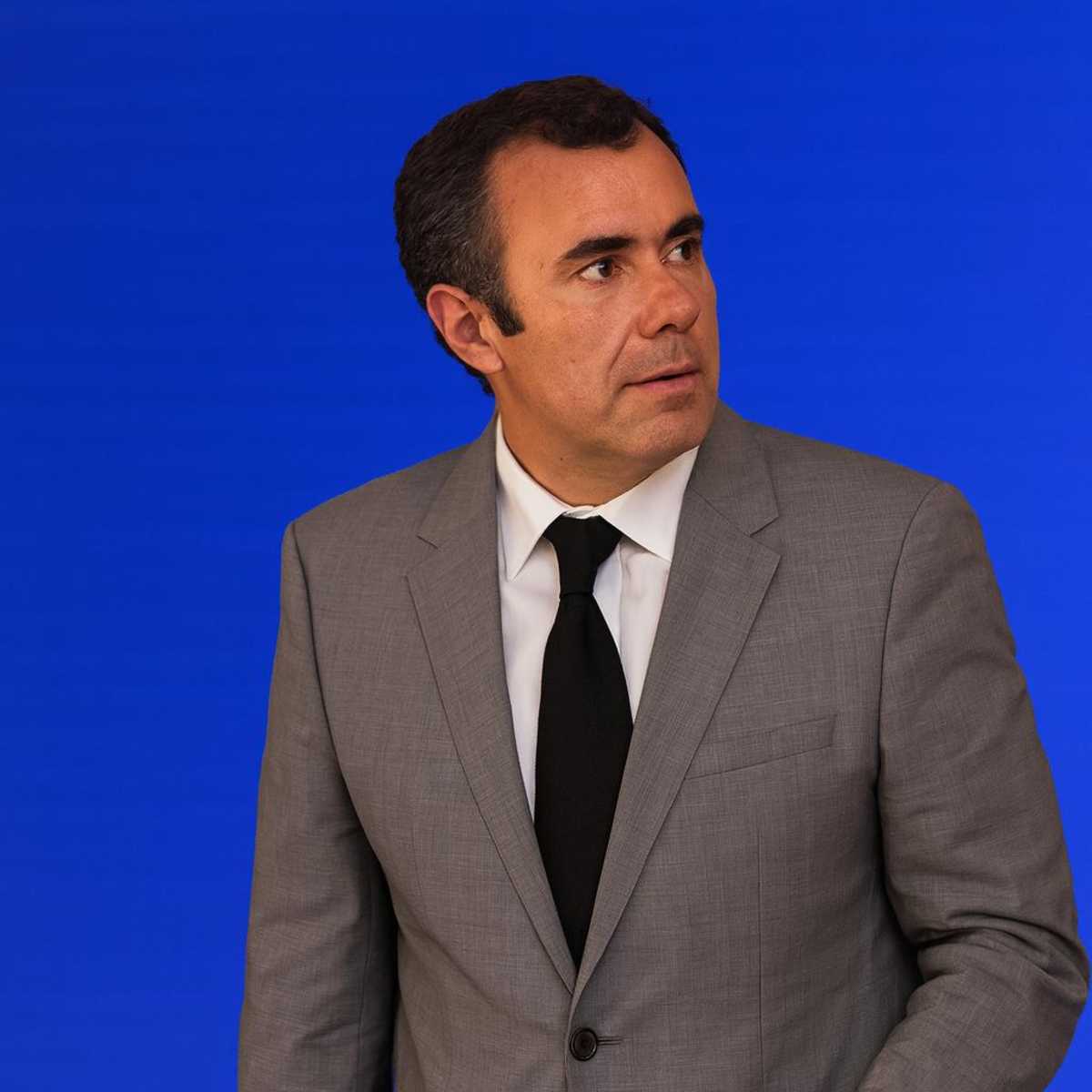 Patricio Serna.