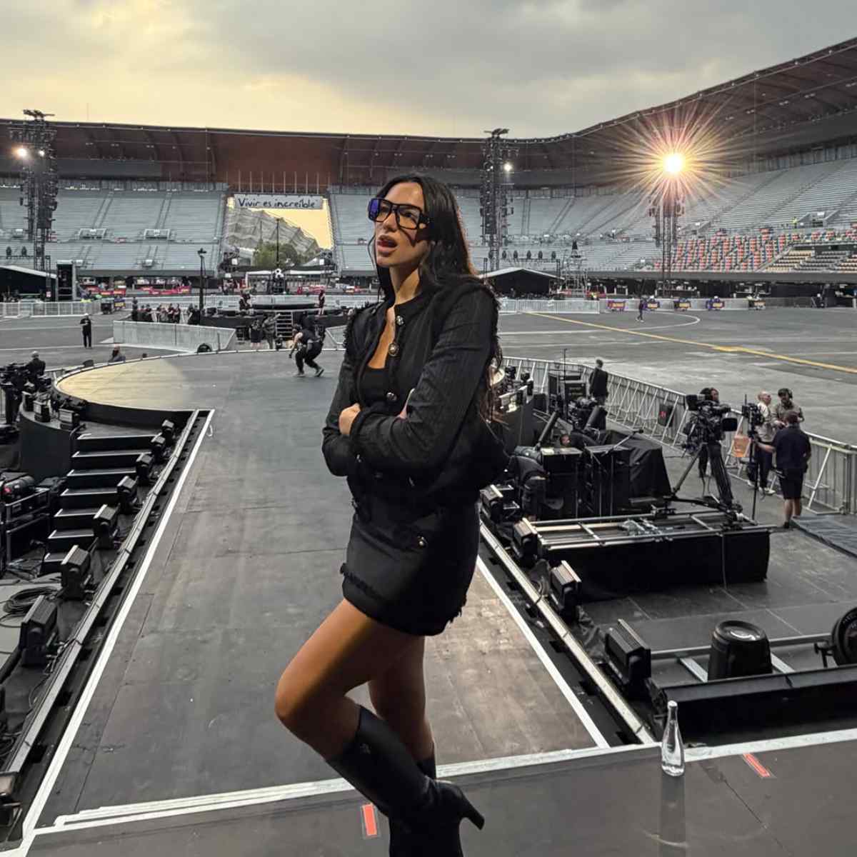 Dua Lipa en el Estadio GNP Seguros de la Ciudad de México. 
