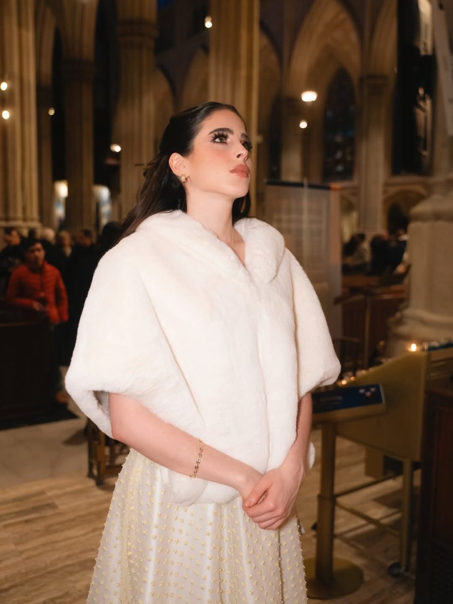 Fátima Bosch, Miss Universo 2025, en la Catedral de San Patricio, en Nueva York.