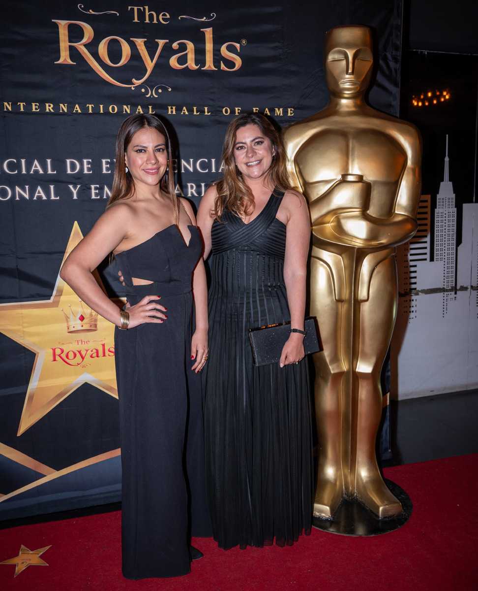 Daniela Torres y Diana Castellanos.