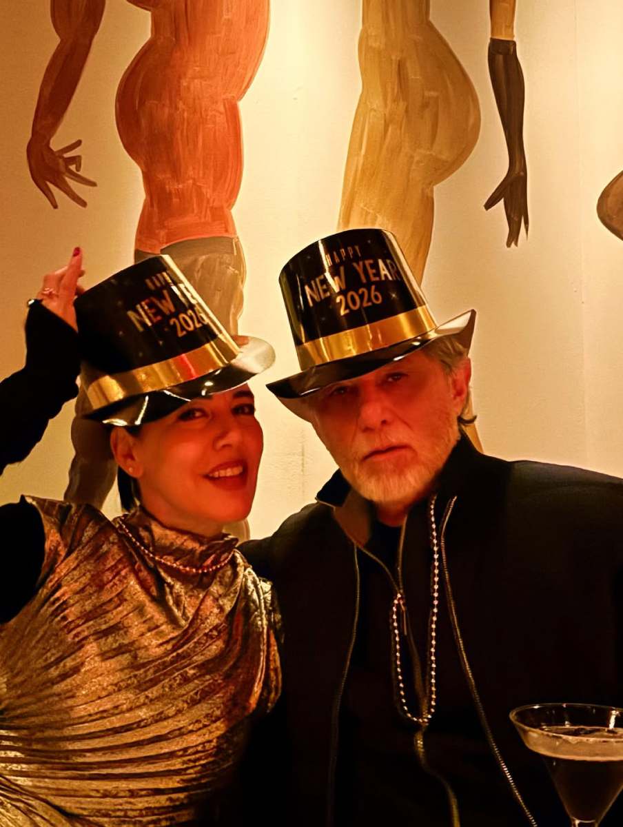 Stephanie Salas y Humberto Zurita recibieron juntos el 2026. (Foto: Instagram/stephaniesalasoficial)