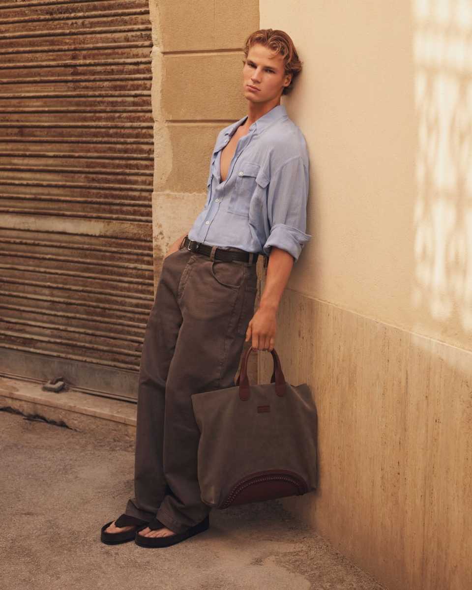 La colección masculina Primavera-Verano 2027 de Giorgio Armani será presentada conjuntamente por Leo Dell’Orco y Silvana Armani.