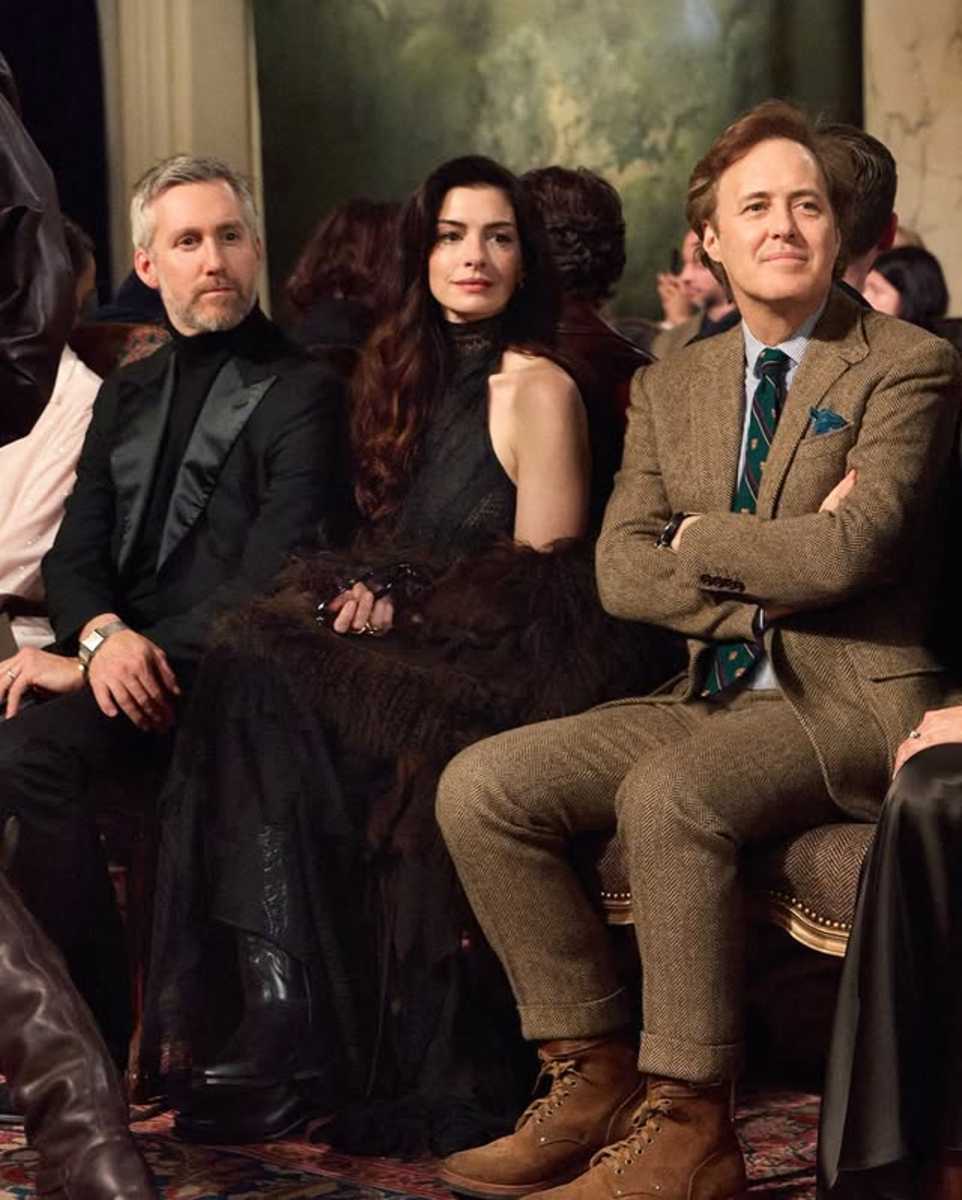 Anne Hathaway y David Lauren.