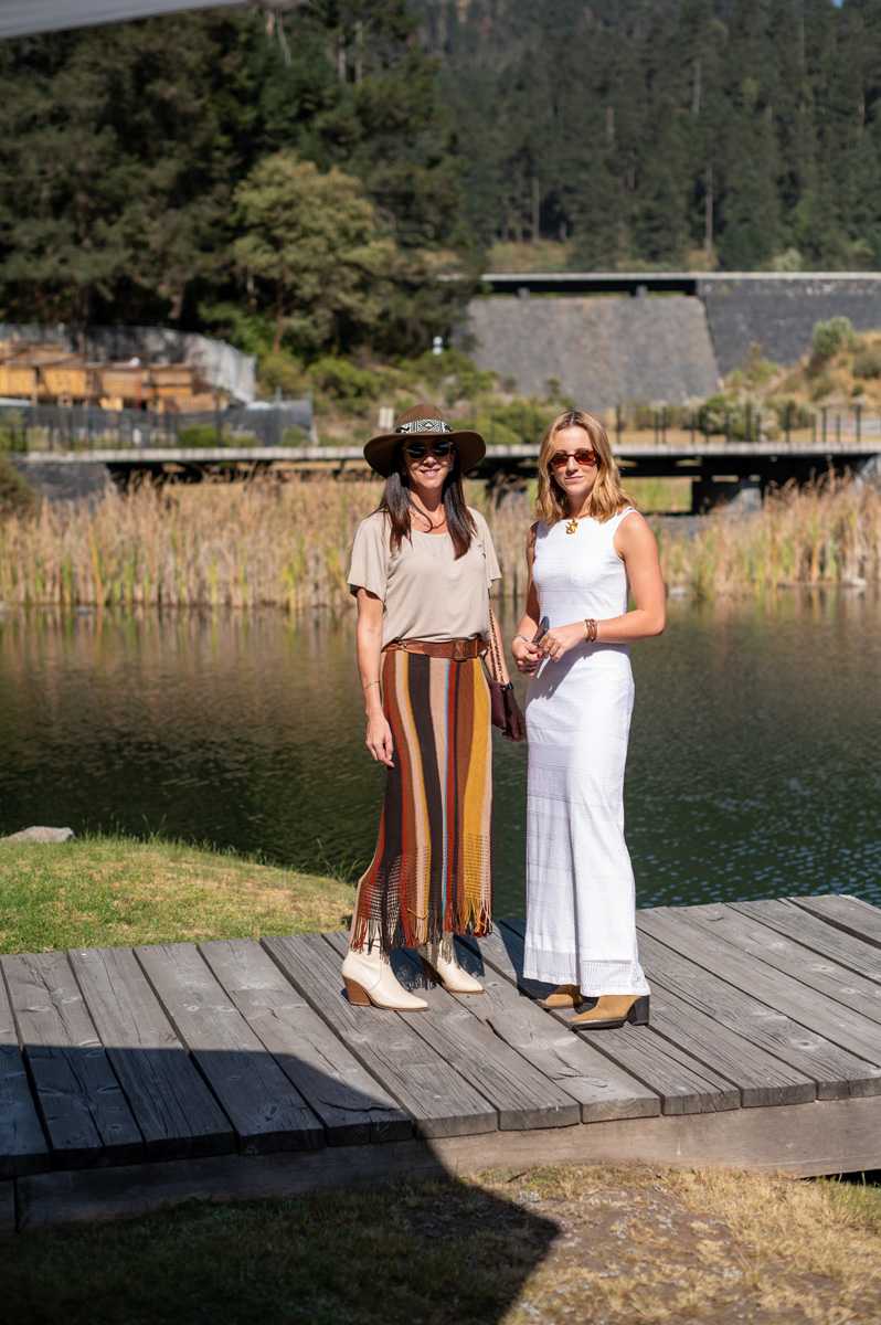 Mónica Huerta y Mónica Quinzaños.