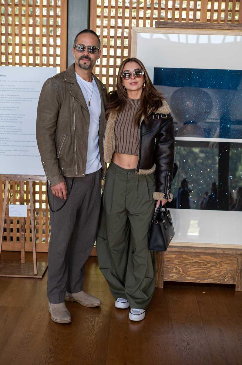 José Ron y Lizy Martínez.