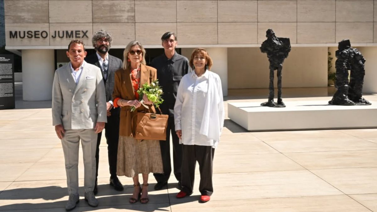 La elegancia atemporal de Carolina de Mónaco brilla en su reciente visita a la CDMX: se reunió con Eugenio López y Zélika García