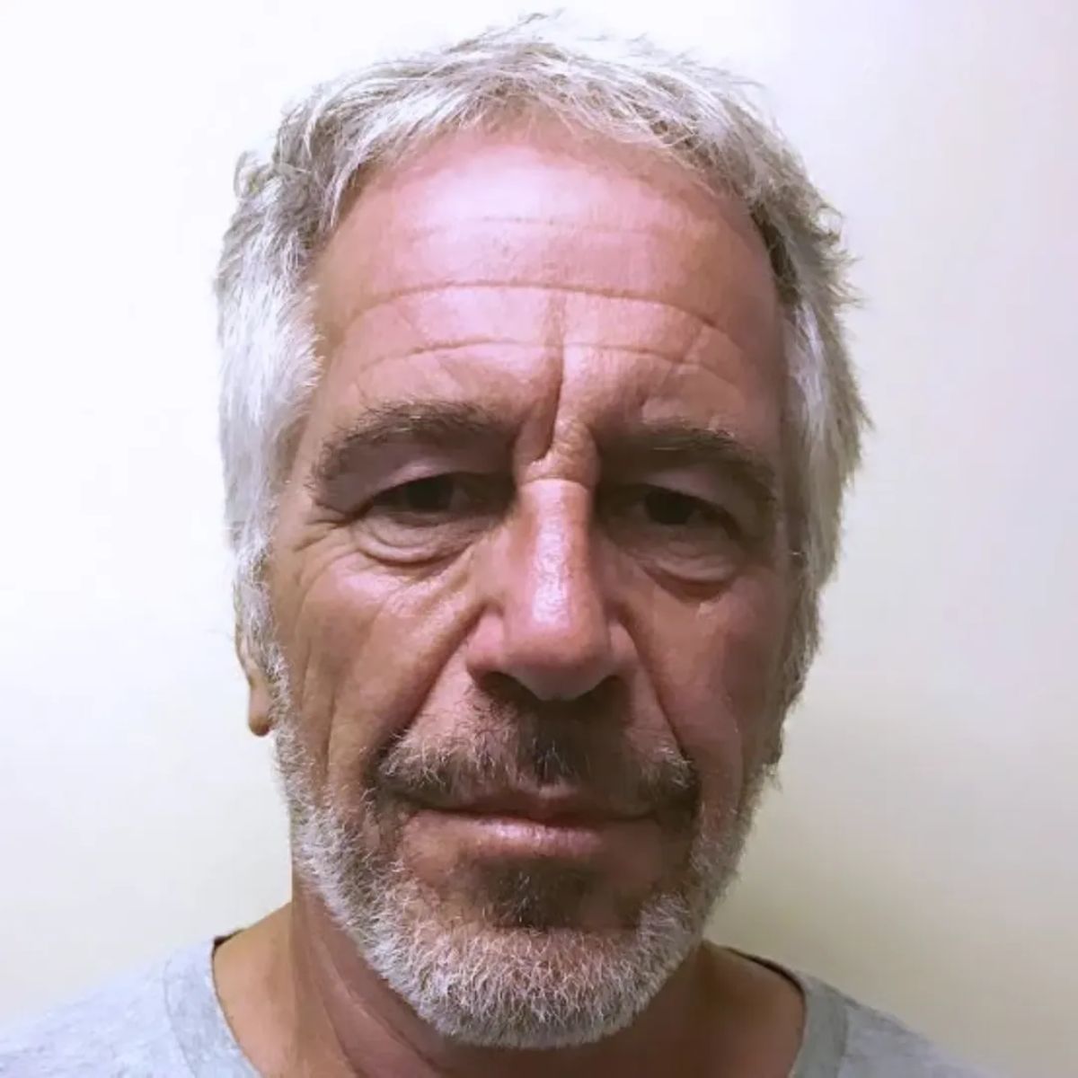Jeffrey Epstein murió en 2019.