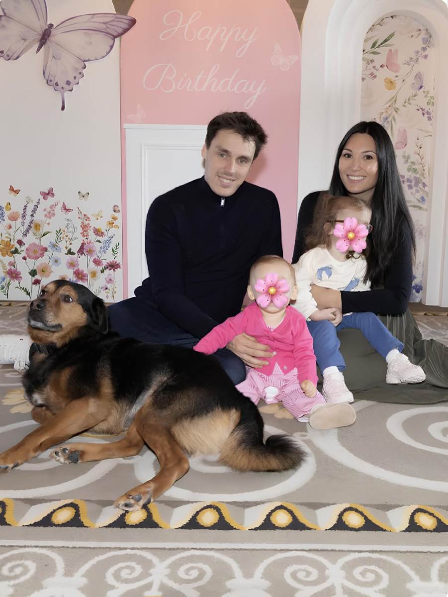 Junto a Marie, su esposa, Louis Ducruet ha formado una familia con sus dos hijas, Victoire, de 2 años, y Constance, de 1. 