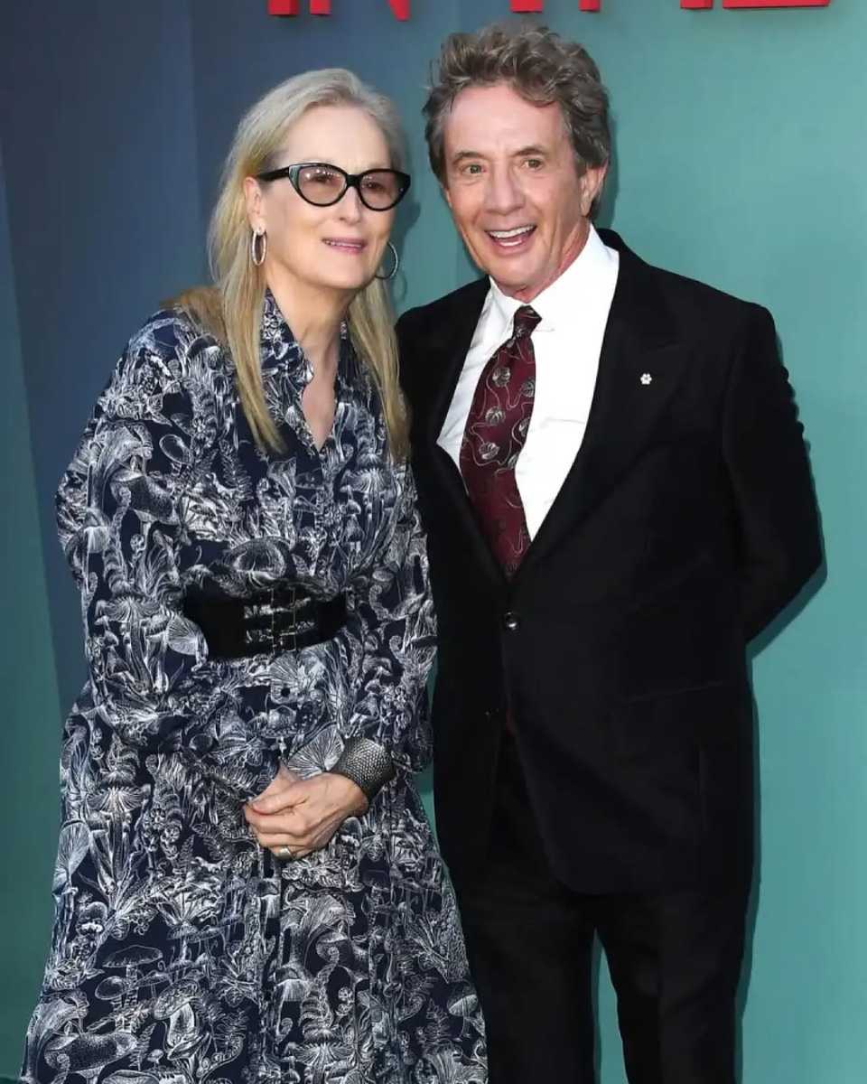 Martin Short con la actriz Meryl Streep, con quien mantiene una relación desde hace años.