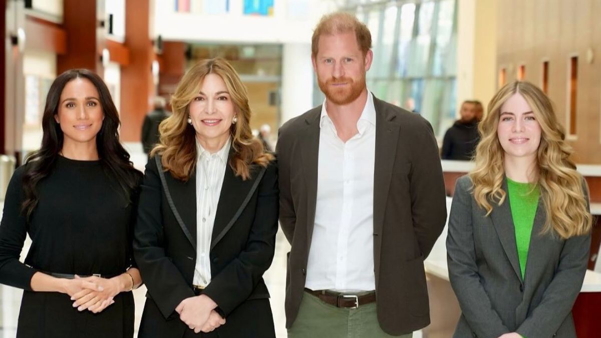 Grafóloga analiza caligrafía de mensajes de Meghan Markle y el príncipe Harry escritos en su gira por Jordania: ‘Lleva la batuta dentro de la relación’ Grafóloga analiza caligrafía de mensajes de Meghan Markle y el príncipe Harry escritos en su gira por Jordania: ‘Lleva la batuta dentro de la relación’