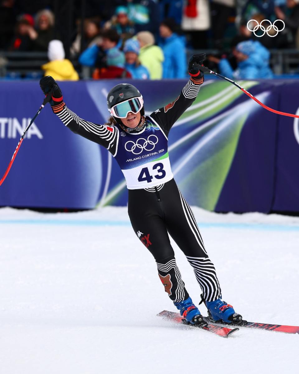 La esquiadora mexicana Sarah Schleper hizo historia al competir en sus séptimos Juegos Olímpicos de Invierno.