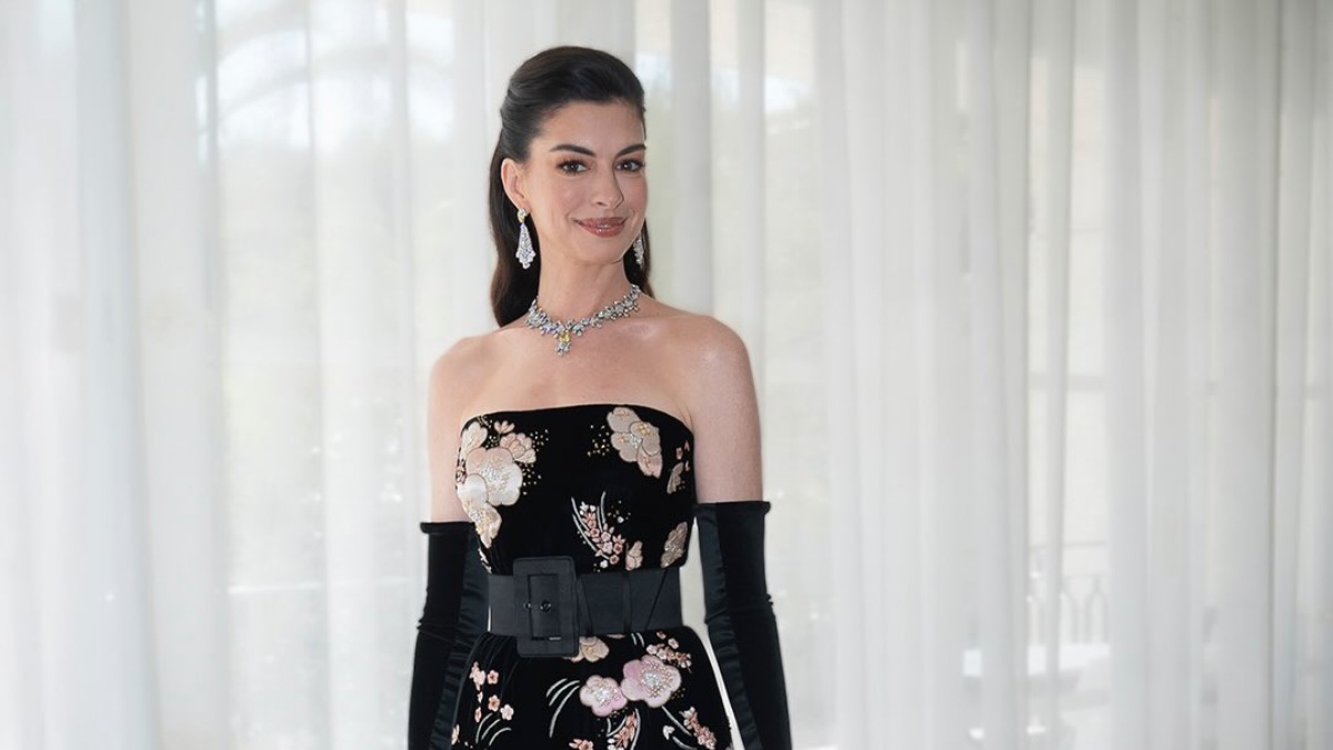 Sin cirugías, así es como Anne Hathaway logró su lifting facial para lucir espectacular en la pasada entrega de los premios Oscar