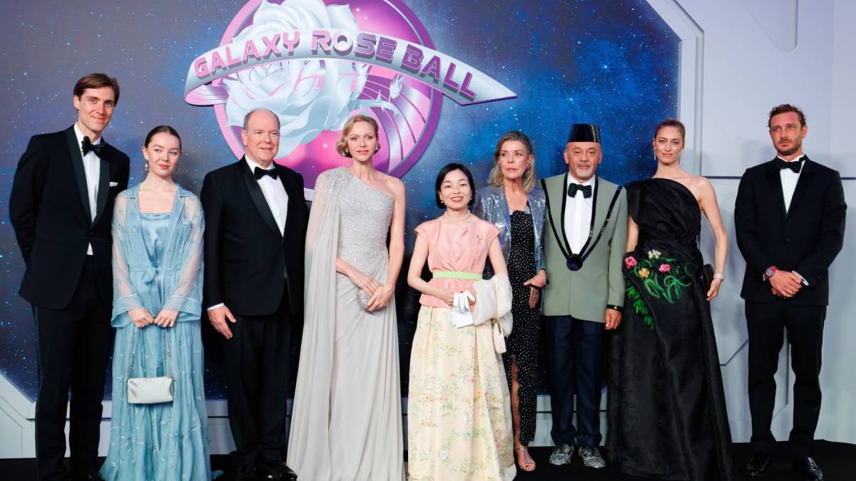 Tregua en el Principado: Carolina de Mónaco y Charlène se dejan ver juntas durante el Baile de la Rosa 2026