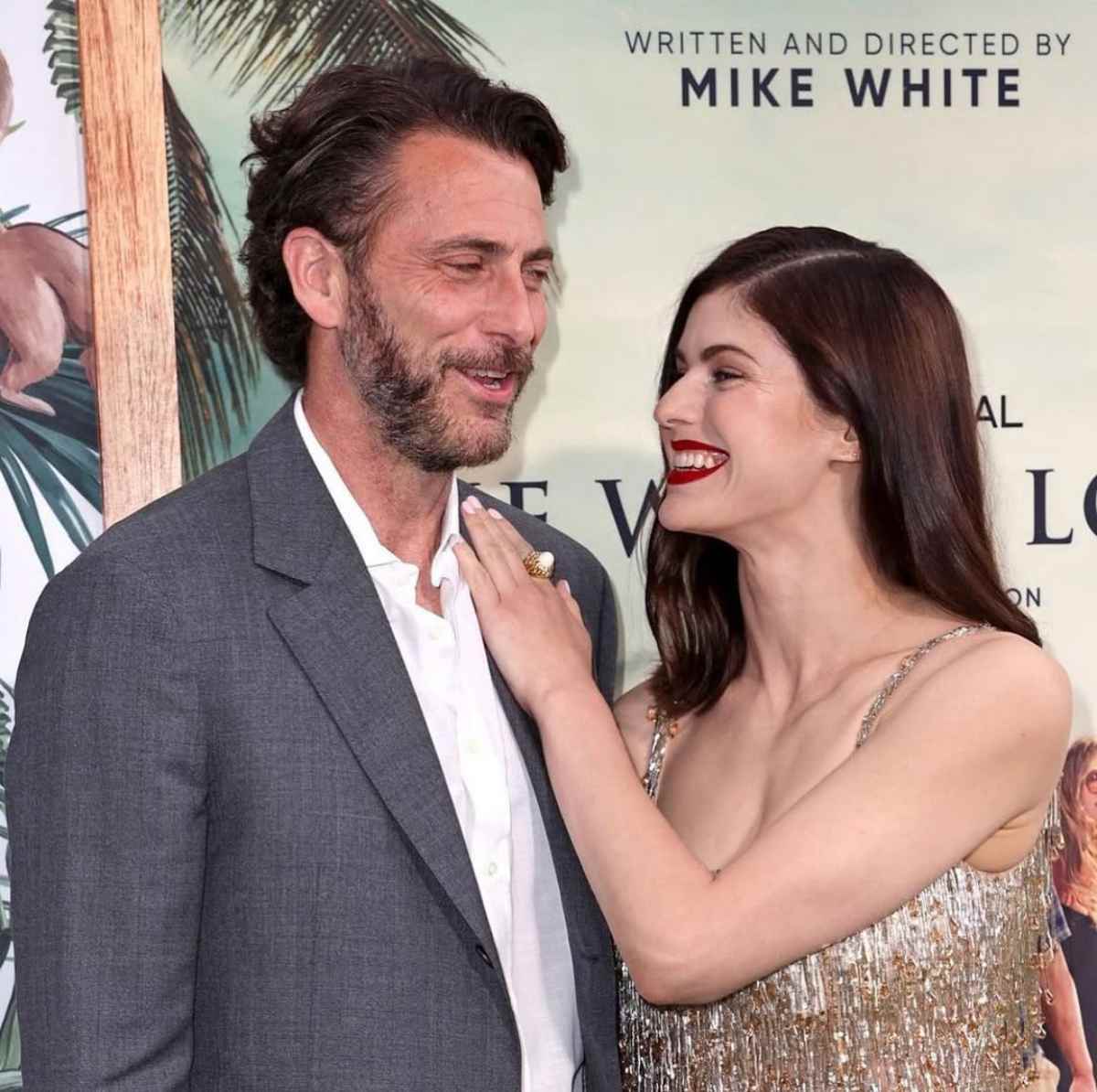 La separación se produce en un momento en el que Alexandra Daddario continúa consolidándose en Hollywood. 