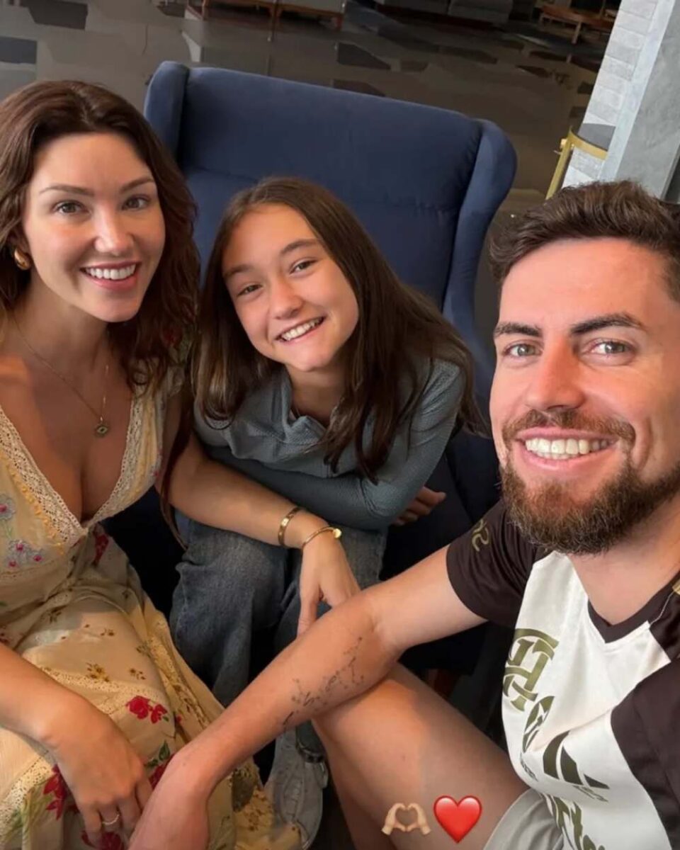 Jorge Luiz Frello Filho "Jorginho" con su esposa Catherine Harding y su hijastra Ada.